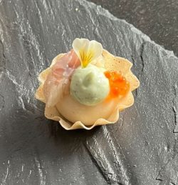 Amuse Tartelette met Palingmousse