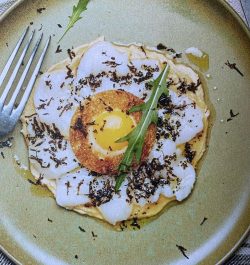 Coquillecarpaccio met truffel en knolselderij